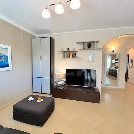 Ema'S House Apt With Parking Апартаменты Санремо