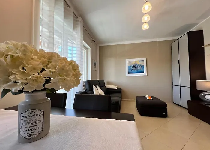 Acadamis Ema's House - Sanremo